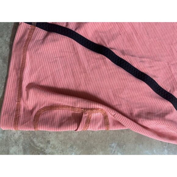 Lululemon 10 Pink Coral SS Active Top Blouse Trim Accents Cut Out - Picture 2 of 6